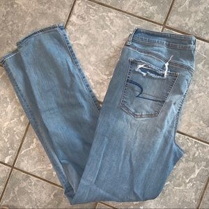 American Eagle Hi Rise Distressed Straight 16 Long